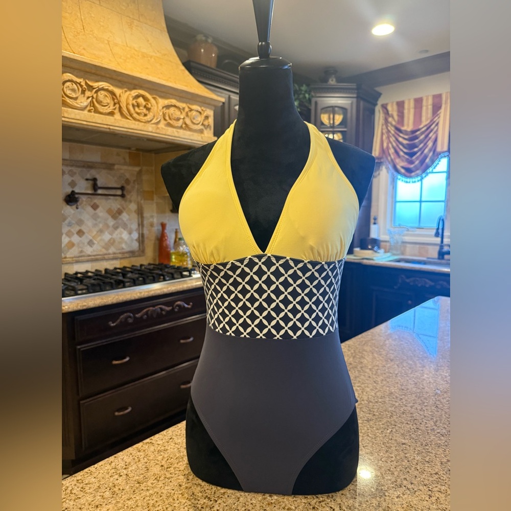 Anne Cole Yellow and Black One-Piece Swimsuit